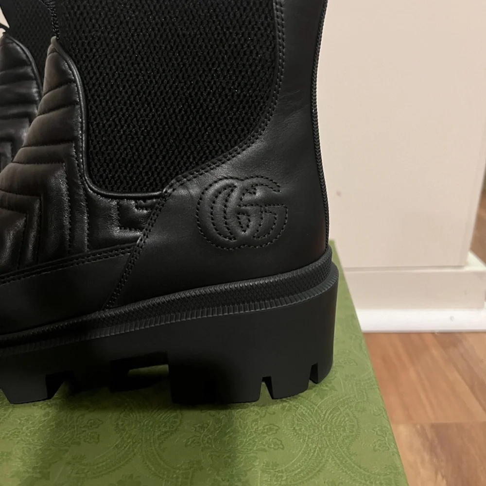 Gucci NEW Authentic Matelasse Lifford Black Boots Size 38 US 8 - Picture 4 of 9